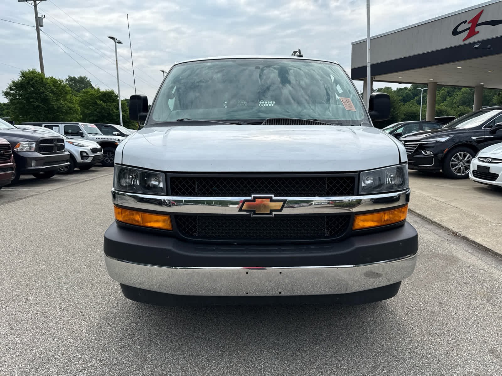 chevrolet express cargo 2025 1GCWGAFP1S1175841 image chevrolet express cargo 2025 1GCWGAFP1S1175841 image